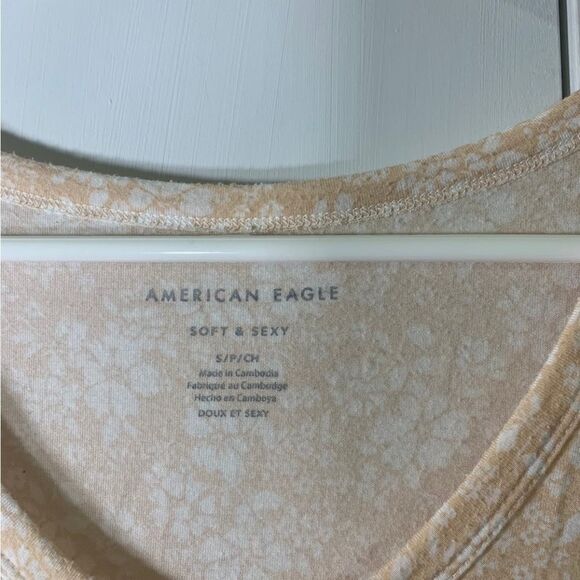 American Eagle‎ Small Soft and Sexy Floral Shirt - Picture 3 of 4